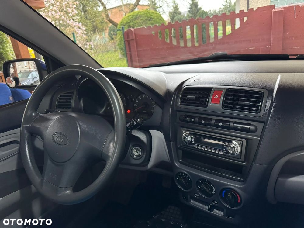 Kia Picanto 1.1 LX - 8