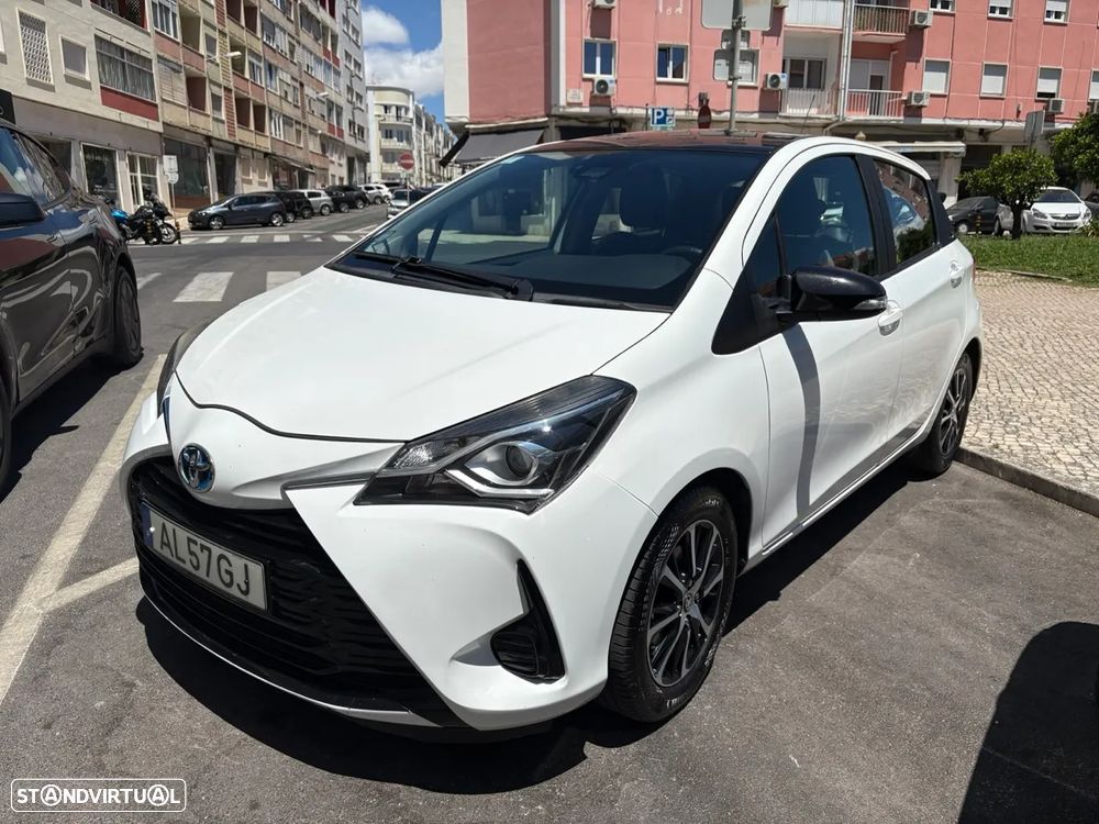 Toyota Yaris 1.5 HSD Comfort+Navi - 3