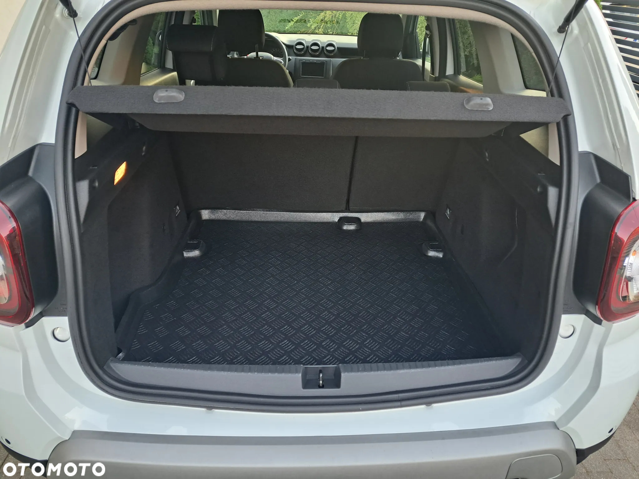 Dacia Duster 1.6 SCe Prestige - 13