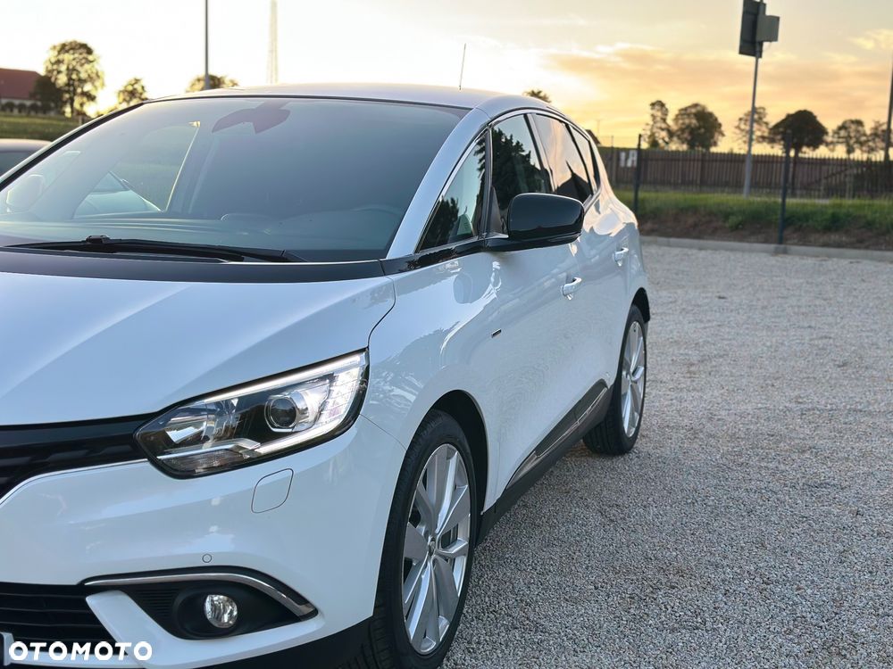 Renault Scenic - 17
