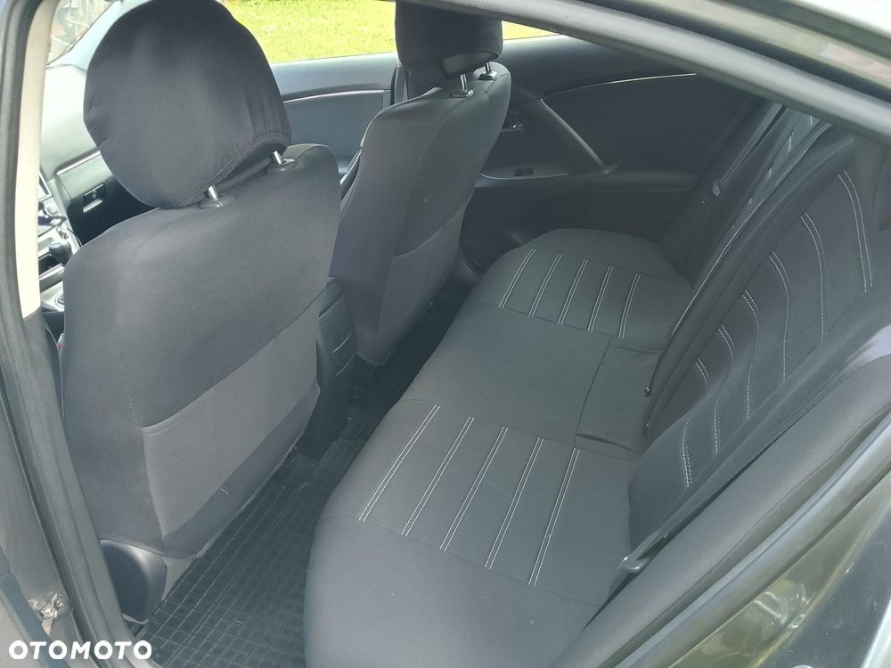 Toyota Avensis - 7