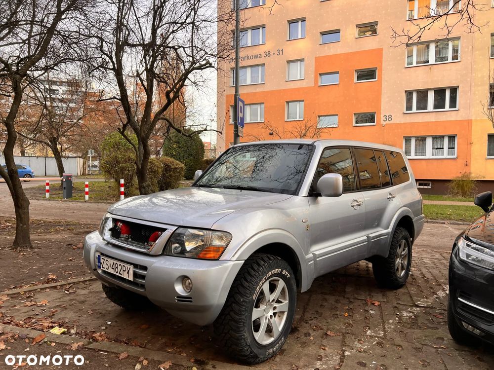 Mitsubishi Pajero 3.2 DID Instyle DAKAR - 5