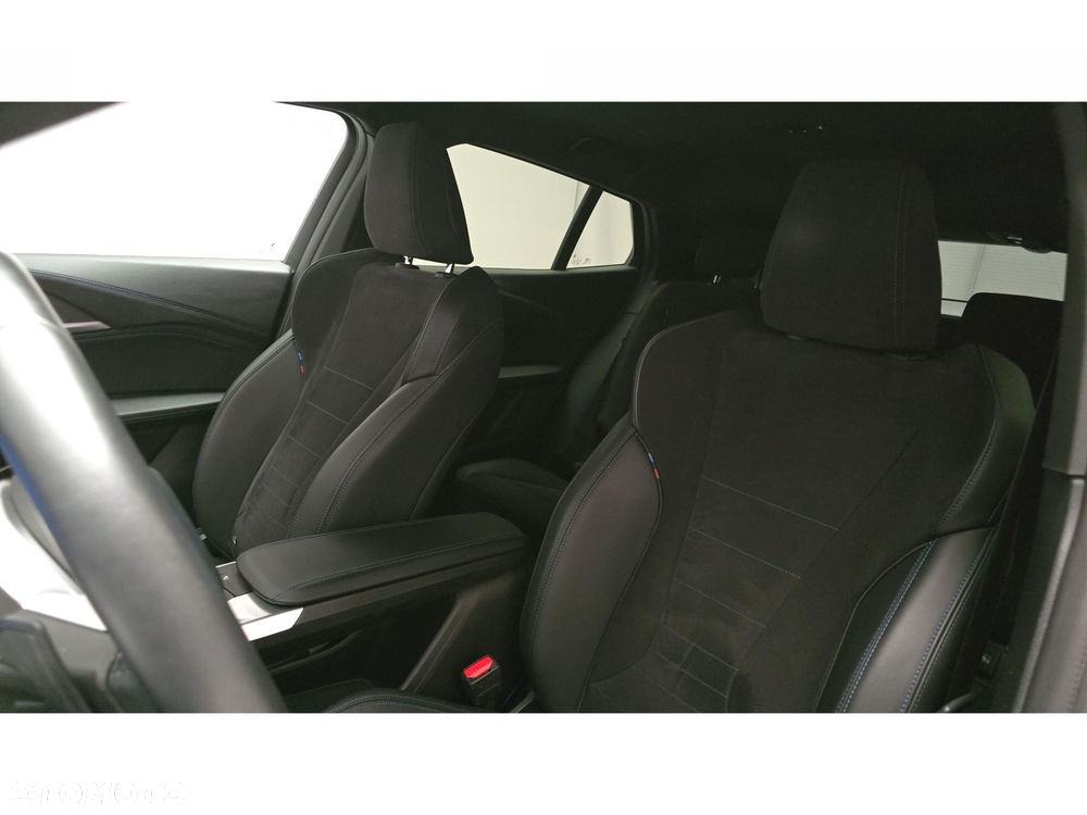 BMW X2 sDrive18d - 18