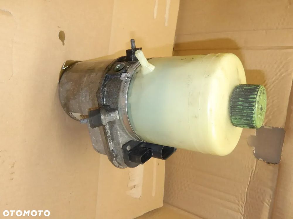 SKODA FABIA II 07-10 1.2B POMPA WSPOMAGANIA 6Q0423156AB - 1