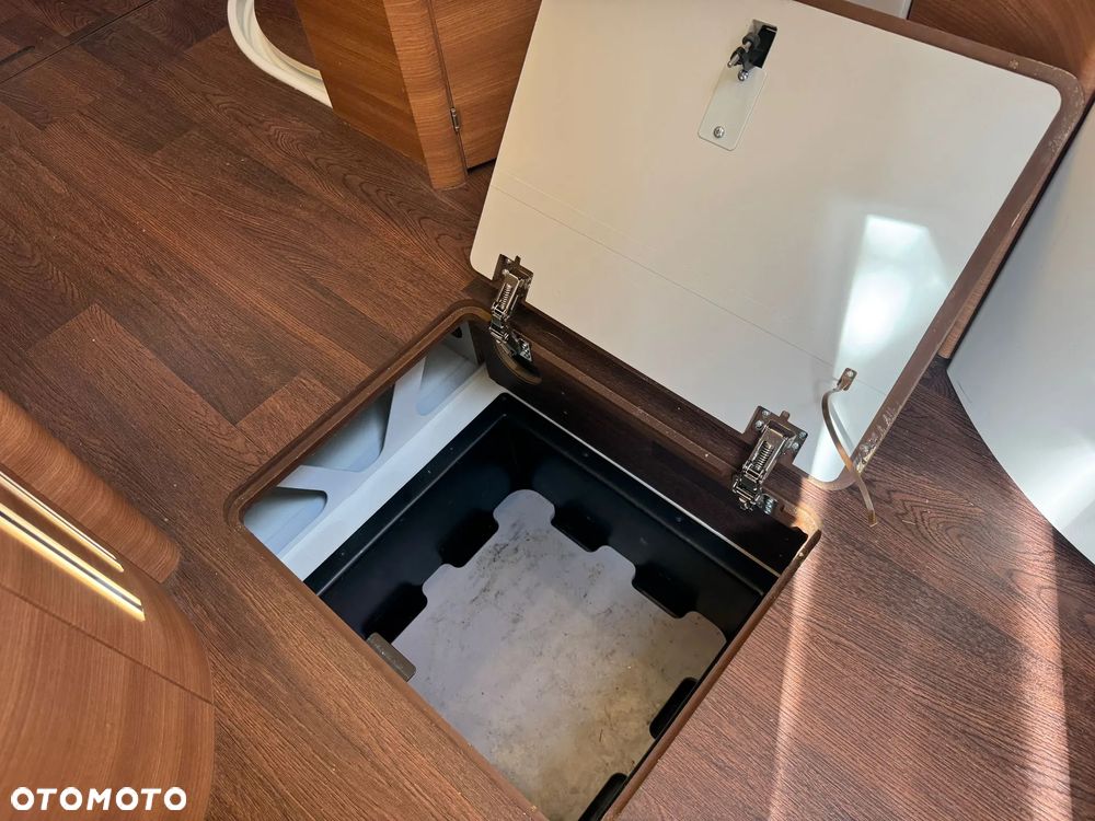 Carthago Chic C-Line I 5.0QB L Mercedes, Automat, ALDE - 28