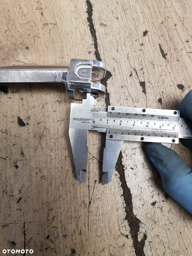 Podnóżek kierowcy lewy Suzuki GSF600 RF600 RF900 GSX-R1100 43521-40C00 - 6