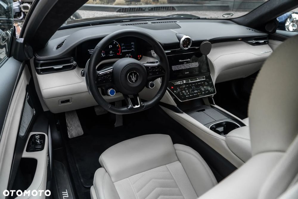 Maserati GranTurismo - 9
