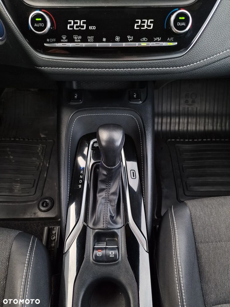 Toyota Corolla 1.8 Hybrid Executive - 20