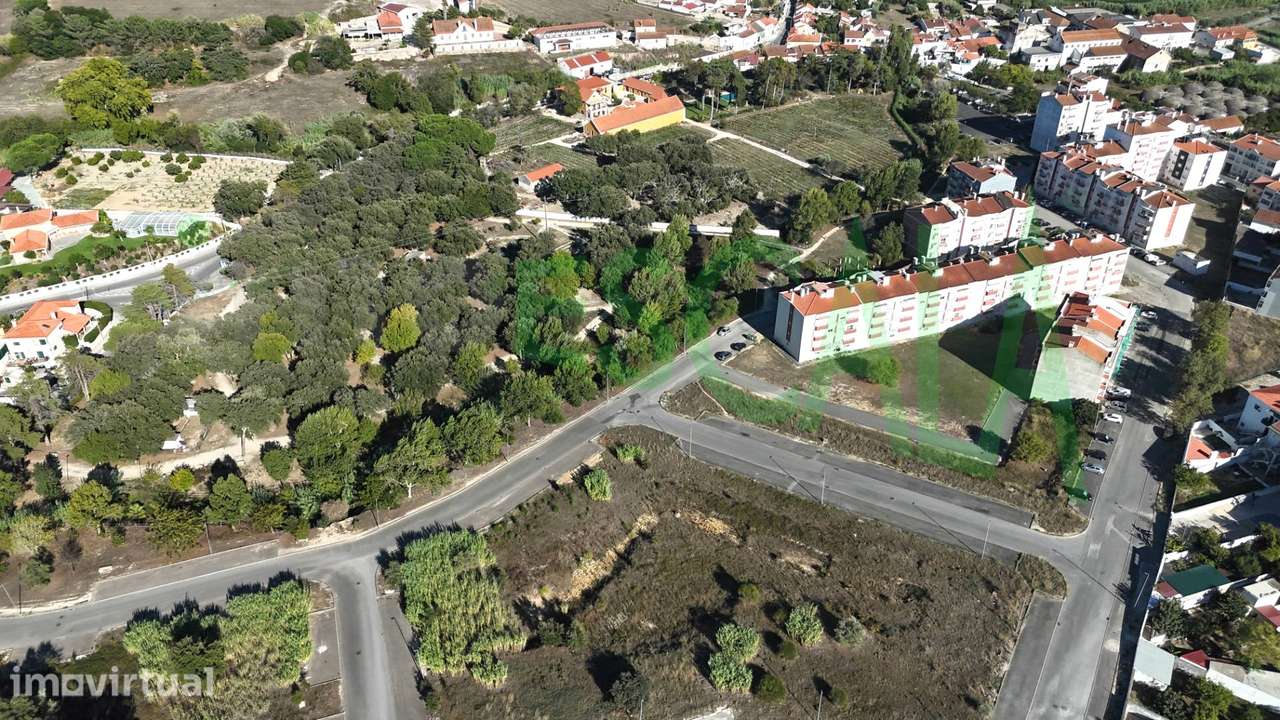 Lote de 205m² para construção de 8 apartamentos no Cartaxo - Grande imagem: 5/38