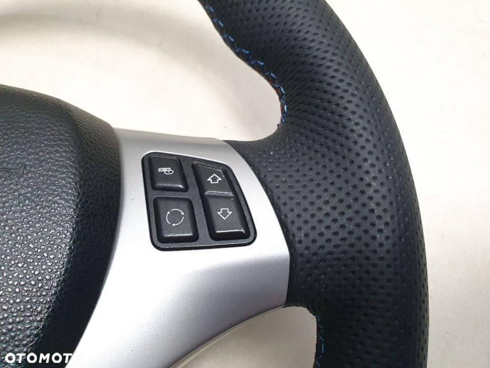 BMW E90 E93 E81 E88 KIEROWNICA SKÓRZANA Z PODUSZKĄ - 4