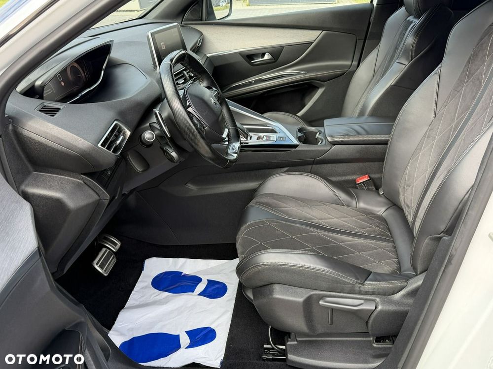 Peugeot 5008 BlueHDi 180 EAT8 GT - 15