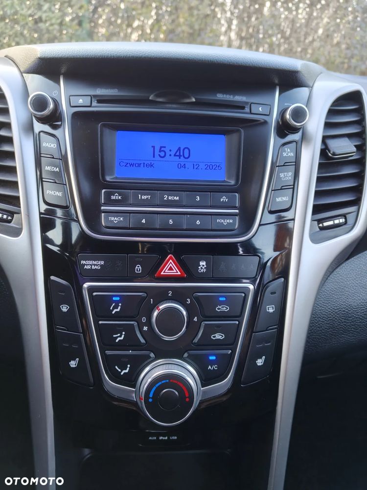 Hyundai i30 i30cw 1.4 Fifa World Cup Edition - 5