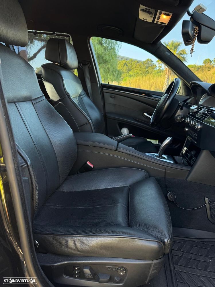 BMW 520 d Aut. Edition Sport - 12