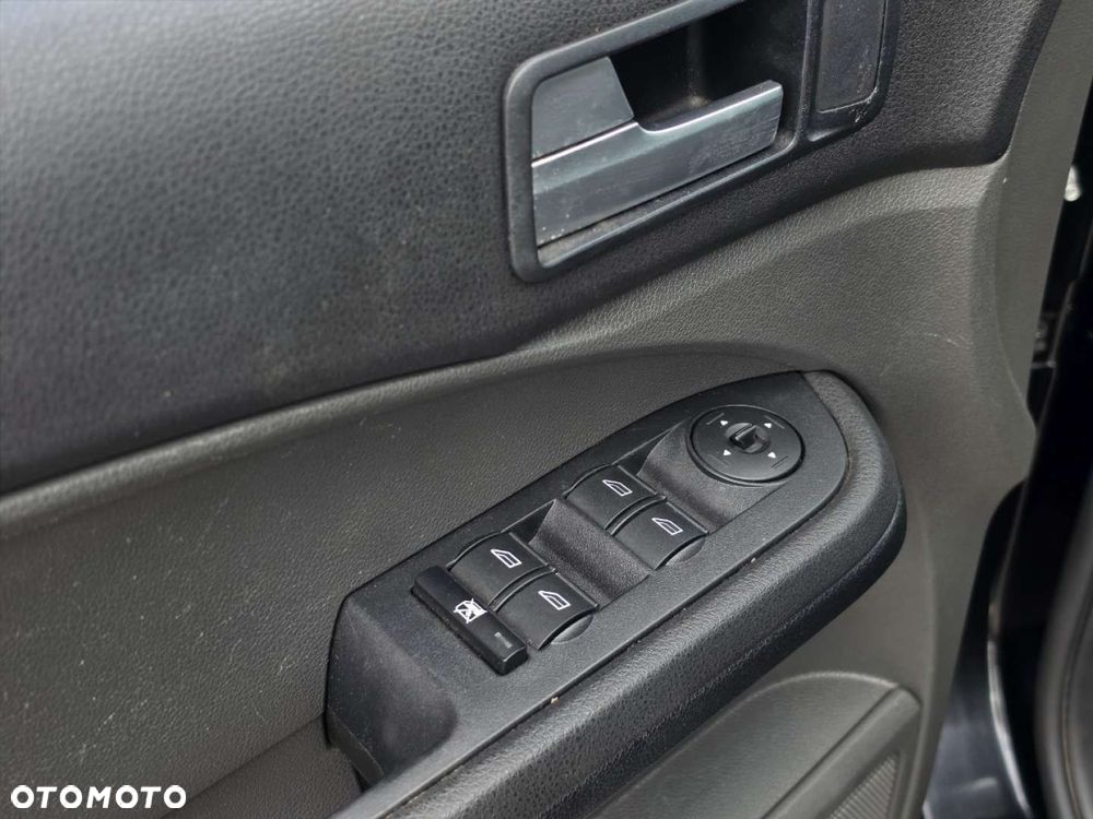 Ford C-MAX - 15