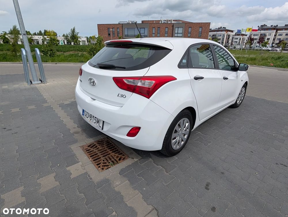 Hyundai i30 1.4 Base - 7