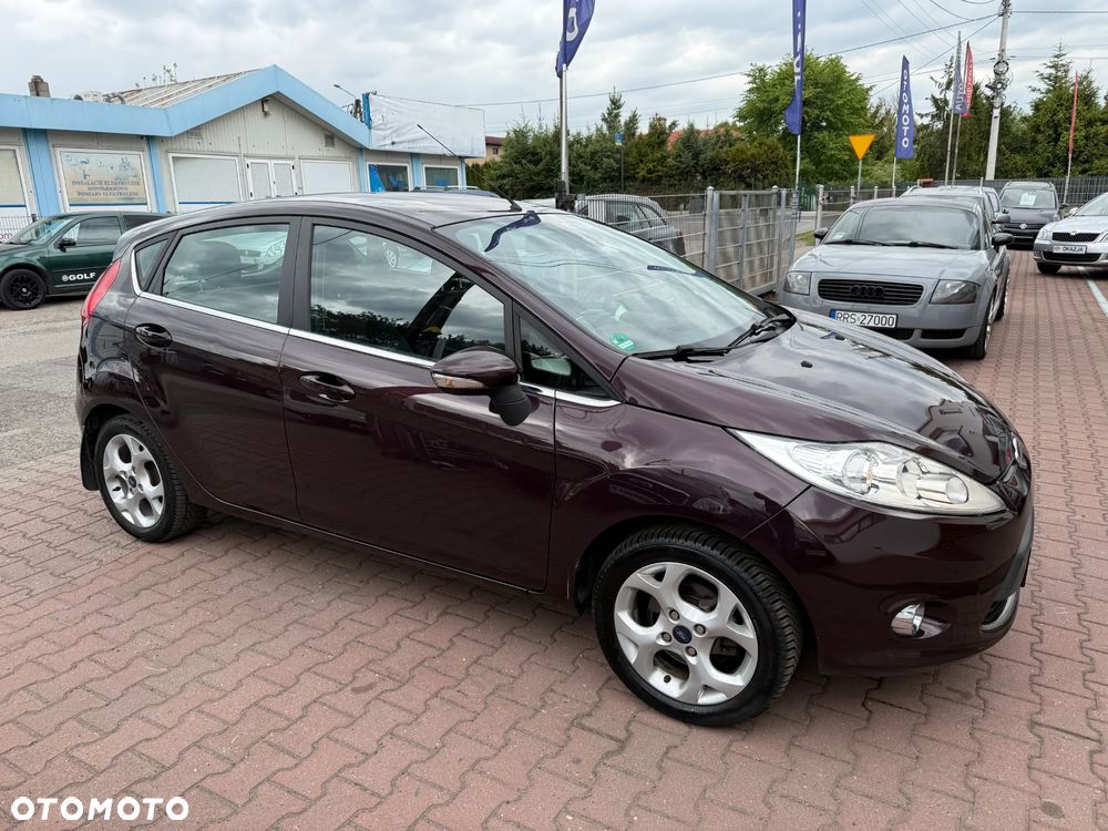 Ford Fiesta 1.25 Celebration - 9