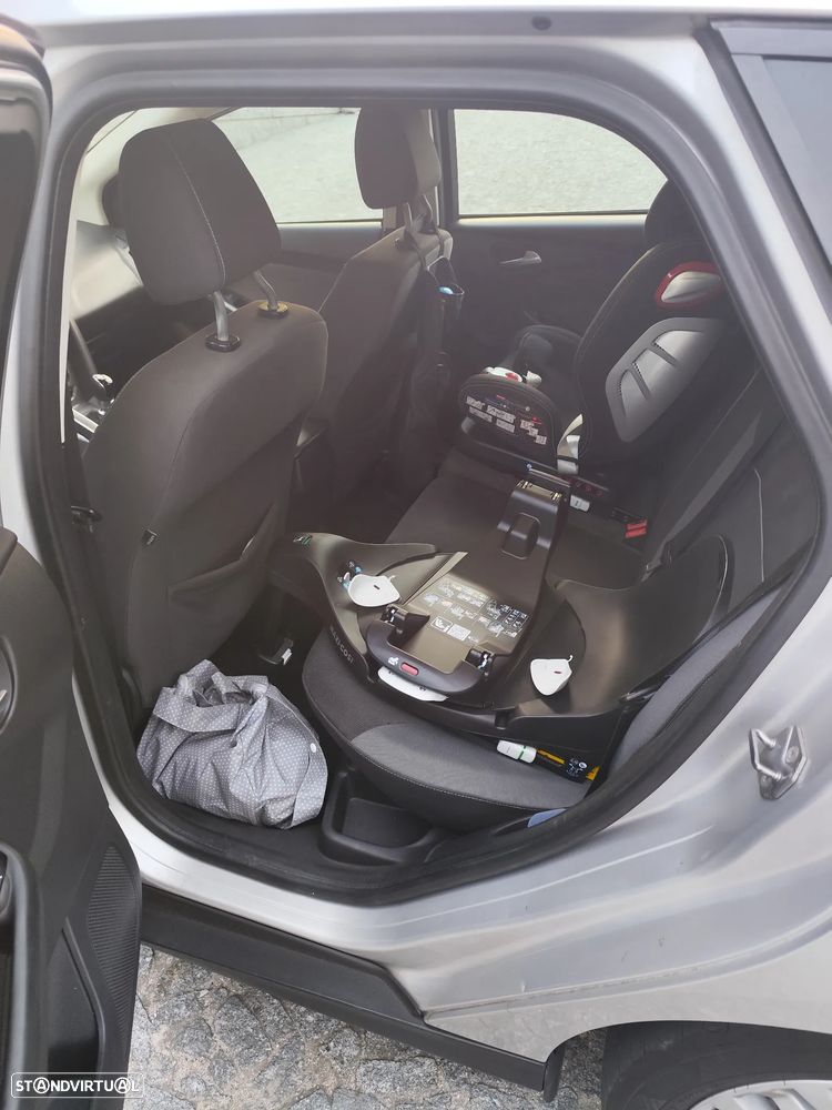 Ford Focus SW 1.6 TDCi Trend - 8