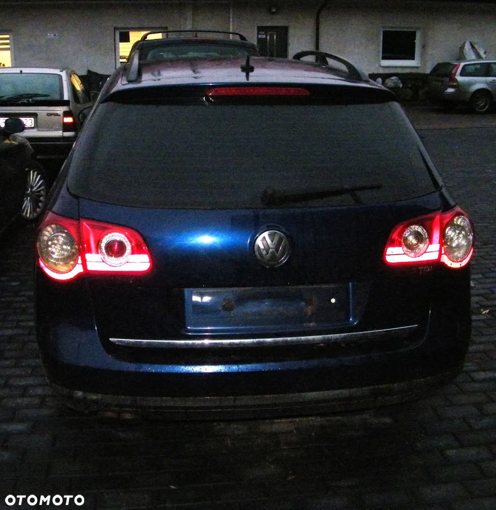 Volkswagen Passat B6 (05-10r.) 2.0 TDI 140KM. Silnik BMP Skrzynia HDV lakier LD5Q.Cały na części. GWARANCJA !!!  Przód Tył Zestaw Komplet Drzwi Klapa Zderzak Błotnik Maska Grill Atrapa Szyba Pas Lampa Lusterko Boczki Fotel Kanapa Kokpit Deska Rozdzielcza Przełącznik Włącznik Sterownik Przewody Wiązka Instalacja Moduł Komputer Czujnik Listwa Pompa Alternator Wtryski Głowica Rozrusznik Kompresor Sprzęgło Dwumas Silnik Skrzynia ABS Klimatyzacji Paliwa Wspomagania Kolektor Turbina Przepustnica Zawór Chłodnica Koło Hak Belka Sanki Zawieszenie Mcpherson Półoś Amortyzator Wydech Tłumik Zacisk Most - 6