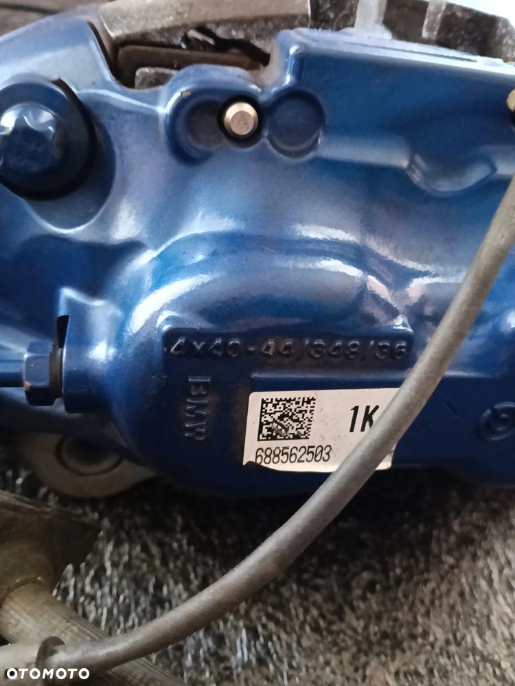 BMW G30 G20 G01 G02 X3 X4 G30 M-PAKIET ZACISK LEWY PRZÓD KLOCKI 348 - 4