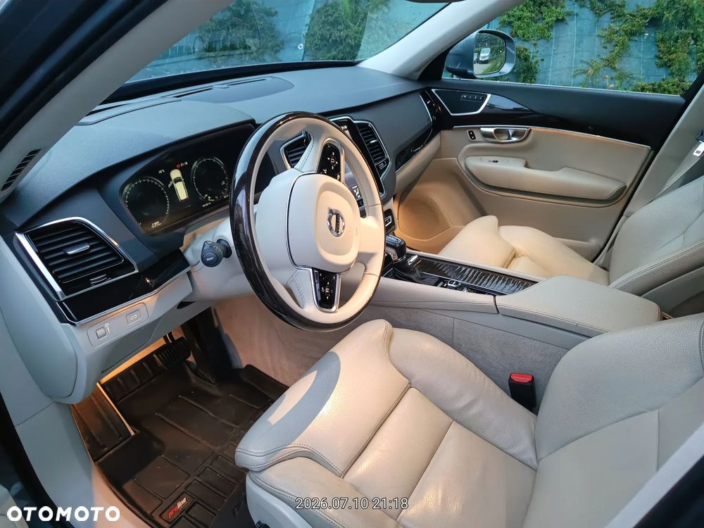 Volvo XC 90 T6 AWD Momentum 7os - 18