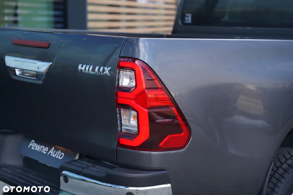 Toyota Hilux 4x4 Double Cab Autm Executive - 7