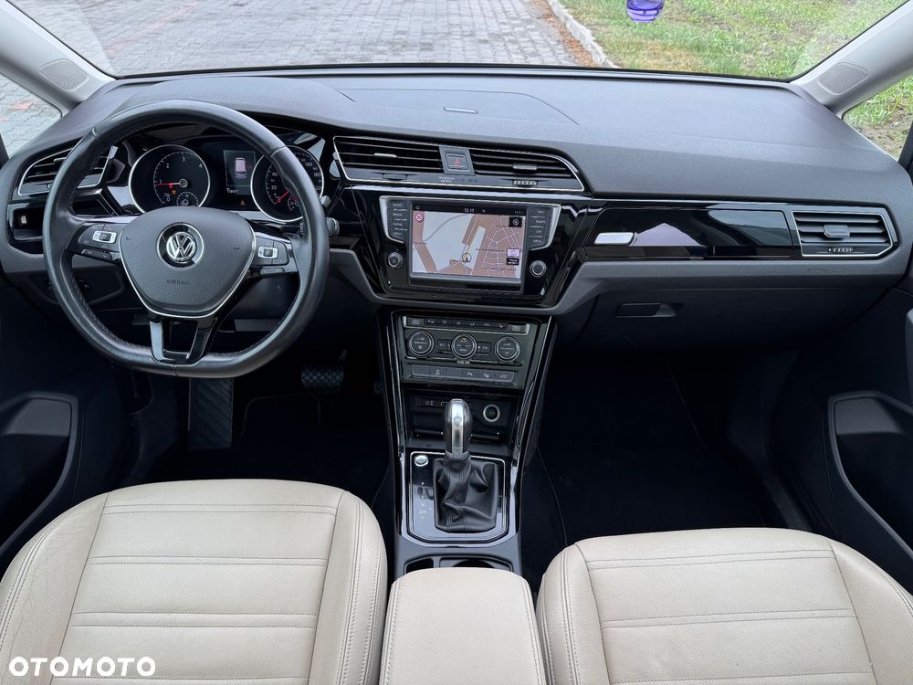 Volkswagen Touran 2.0 TDI SCR DSG Highline - 20