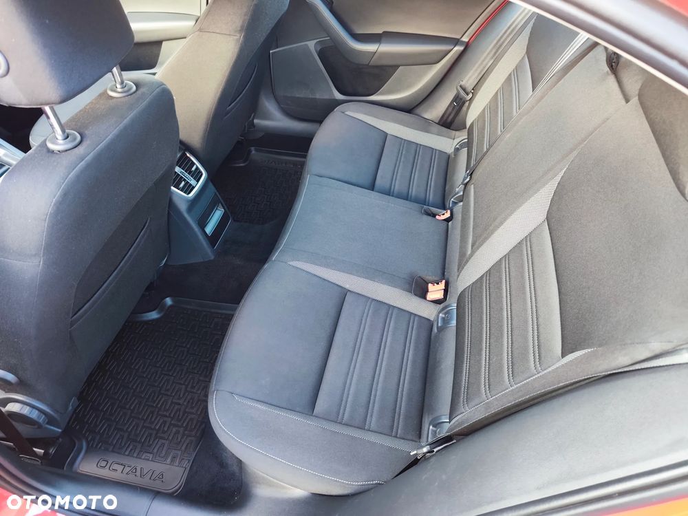 Skoda Octavia - 15
