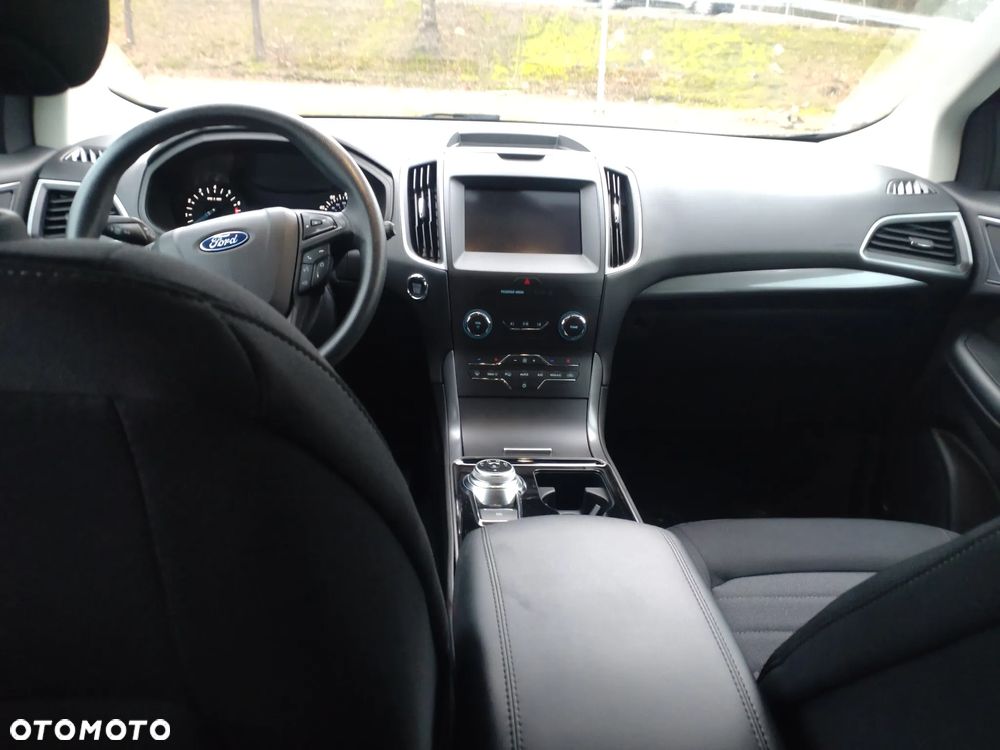 Ford Edge - 9