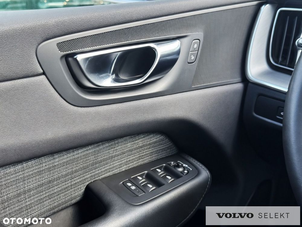Volvo XC 60 - 32