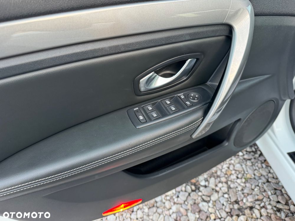 Renault Laguna - 14