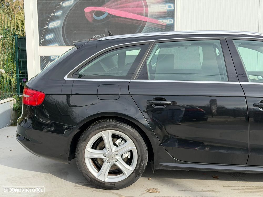 Audi A4 Avant 2.0 TDI Business Line S-line - 13