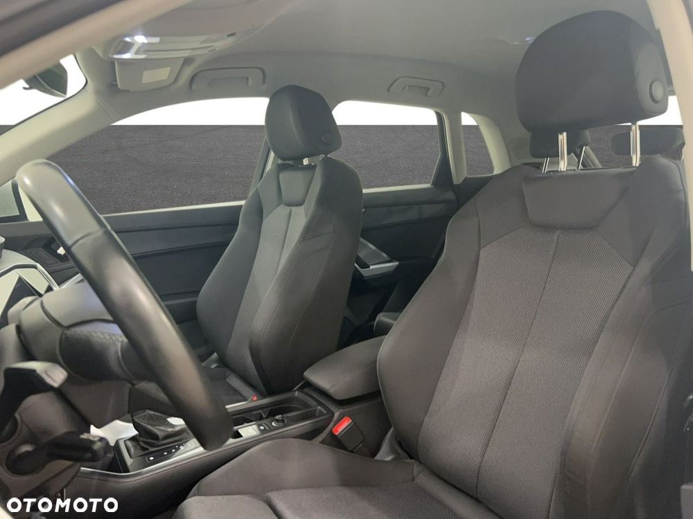 Audi Q3 35 TFSI mHEV S tronic - 16