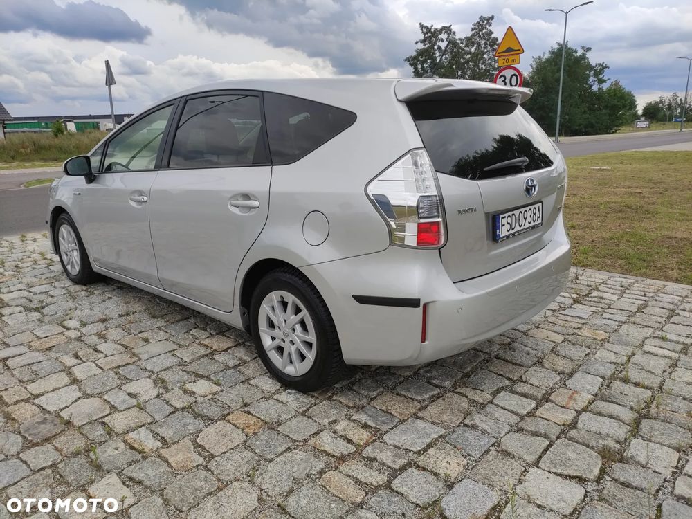 Toyota Prius+ (Hybrid) Life - 3