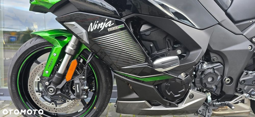 Kawasaki Ninja 1000 SX - 38