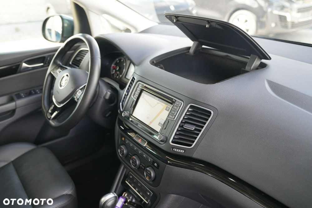 Volkswagen Sharan - 30