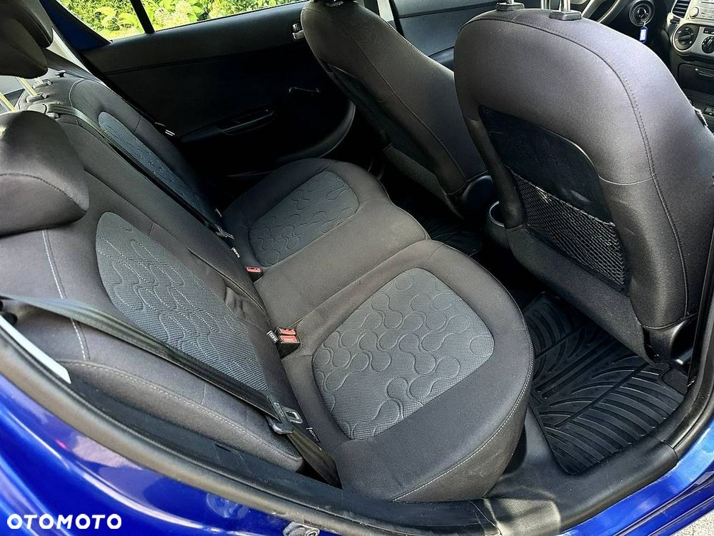Hyundai i20 1.2 UEFA EURO 2012 Edition - 11