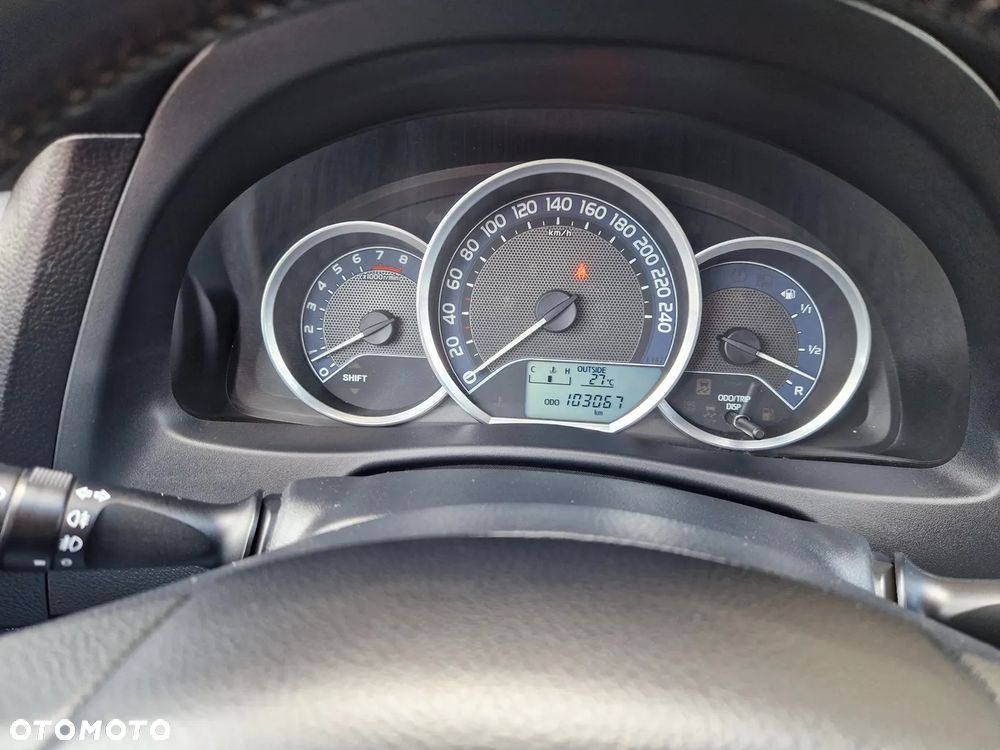 Toyota Auris 1.6 Valvematic Edition - 26