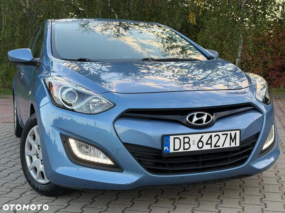 Hyundai i30 i30cw 1.4 Trend - 17