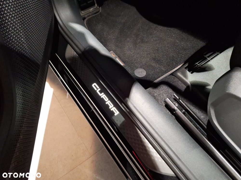 Cupra Formentor - 30