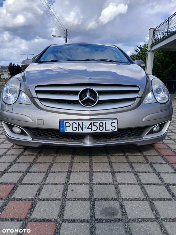 Mercedes-Benz Klasa R - 1