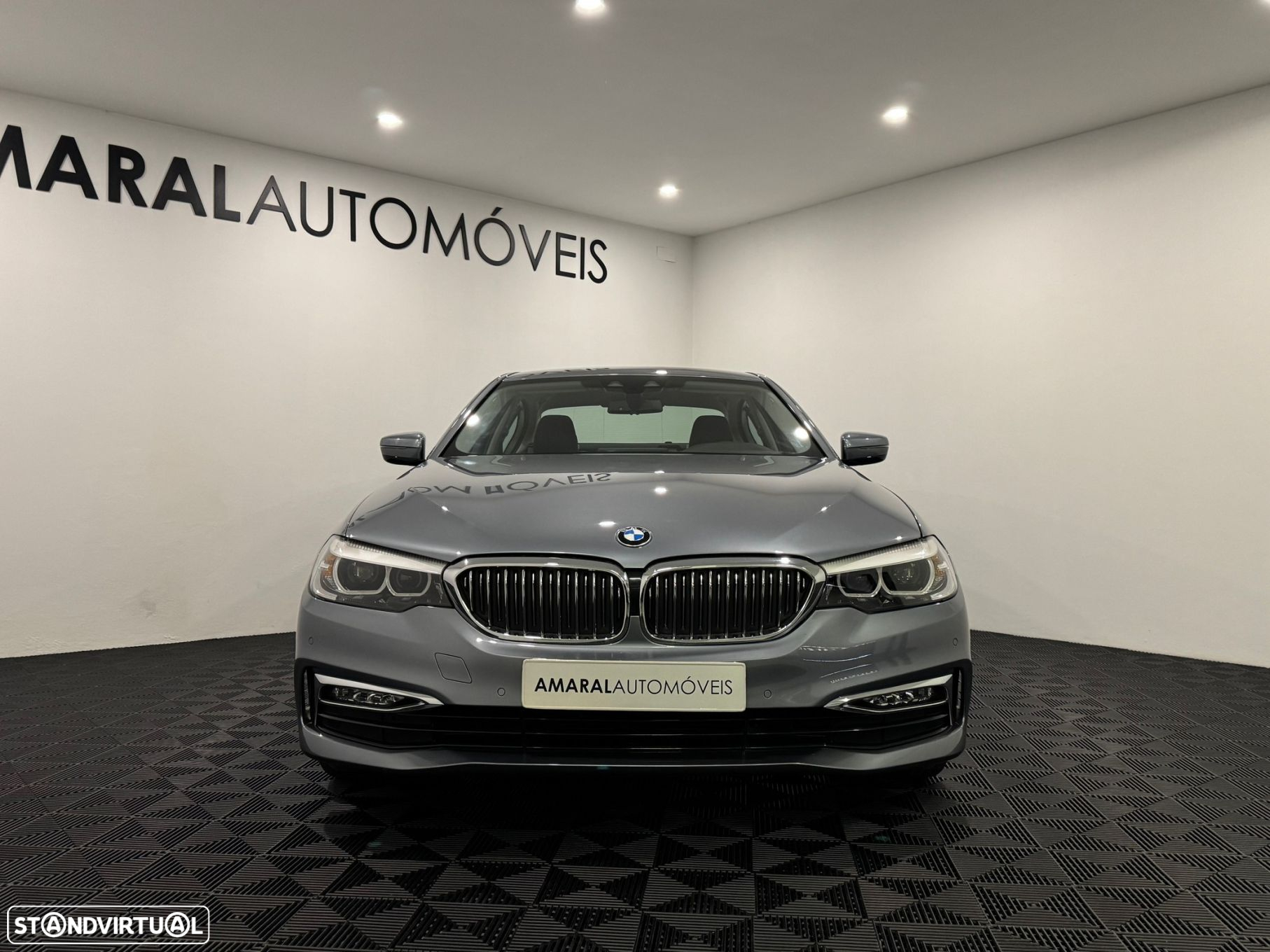 BMW 520 d Line Luxury Auto - 4