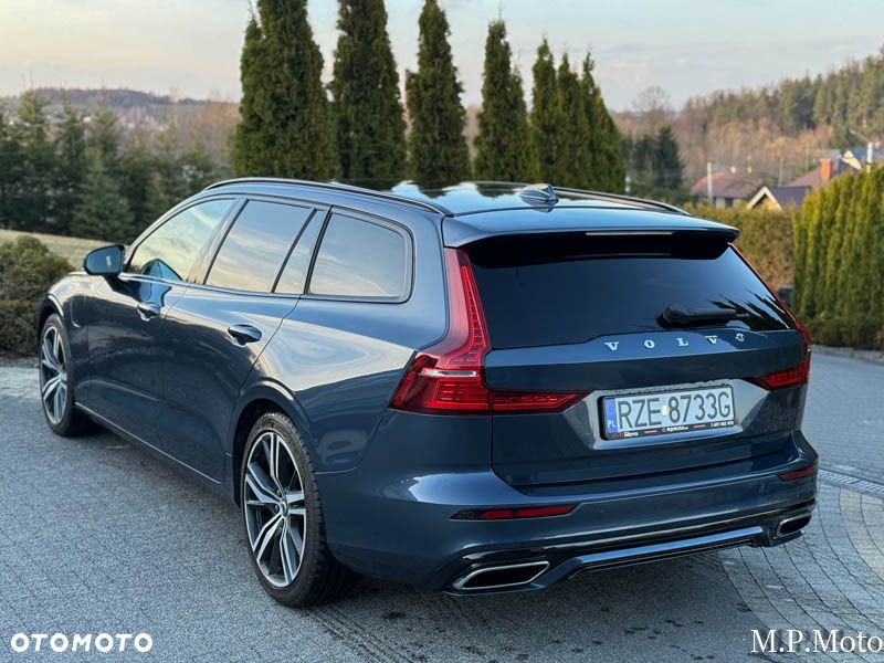 Volvo V60 T6 AWD Geartronic R-Design - 3
