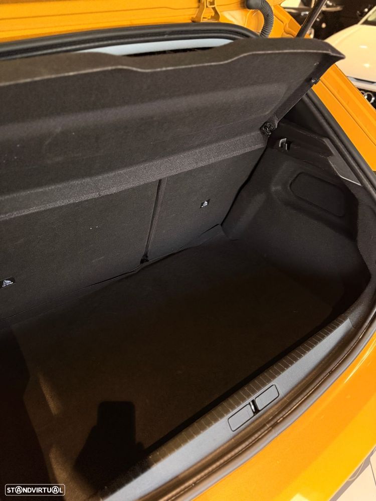 Peugeot 208 1.2 PureTech Allure - 47