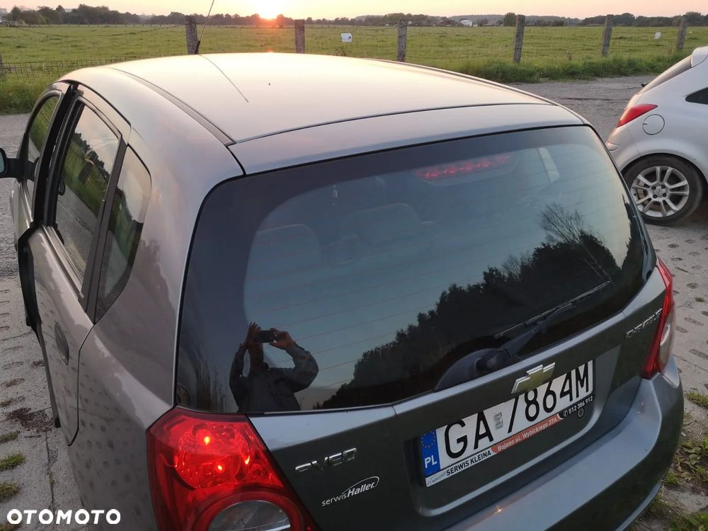 Chevrolet Aveo 1.2 16V Base - 3