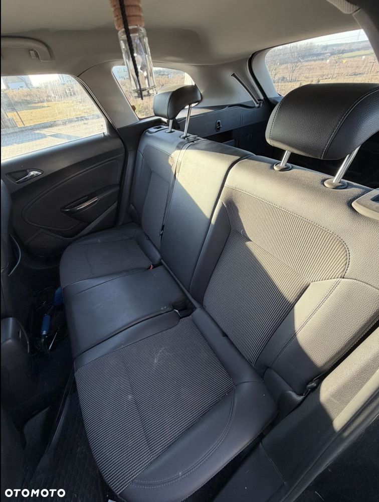 Opel Astra 1.7 CDTI - 8