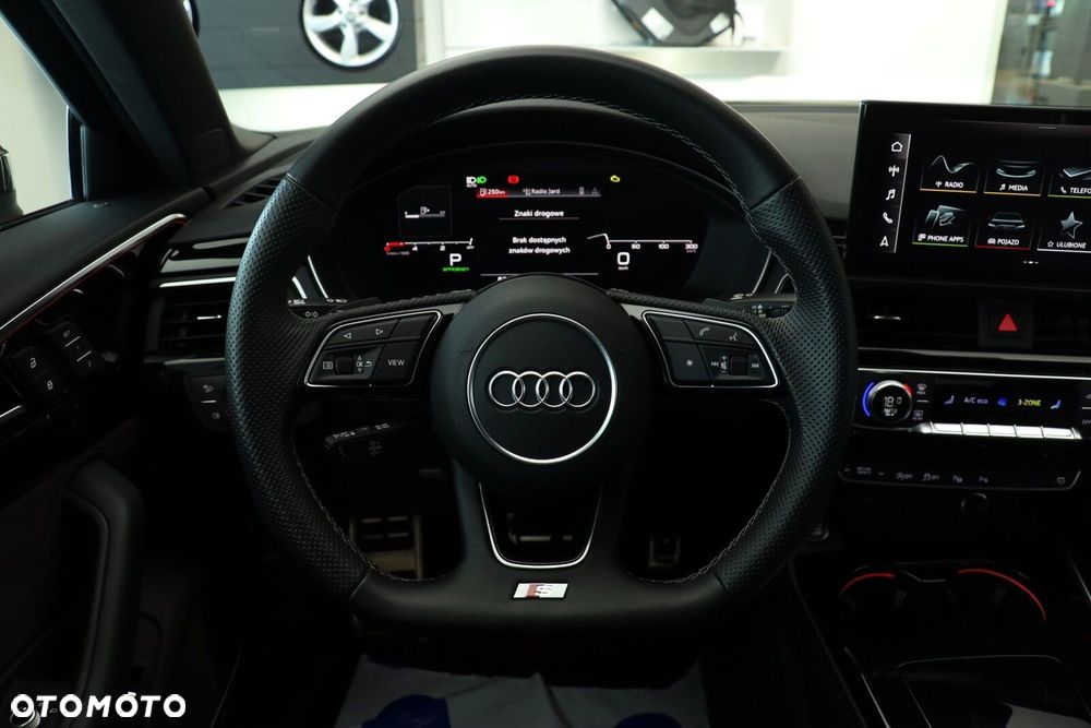 Audi A4 Limousine - 24