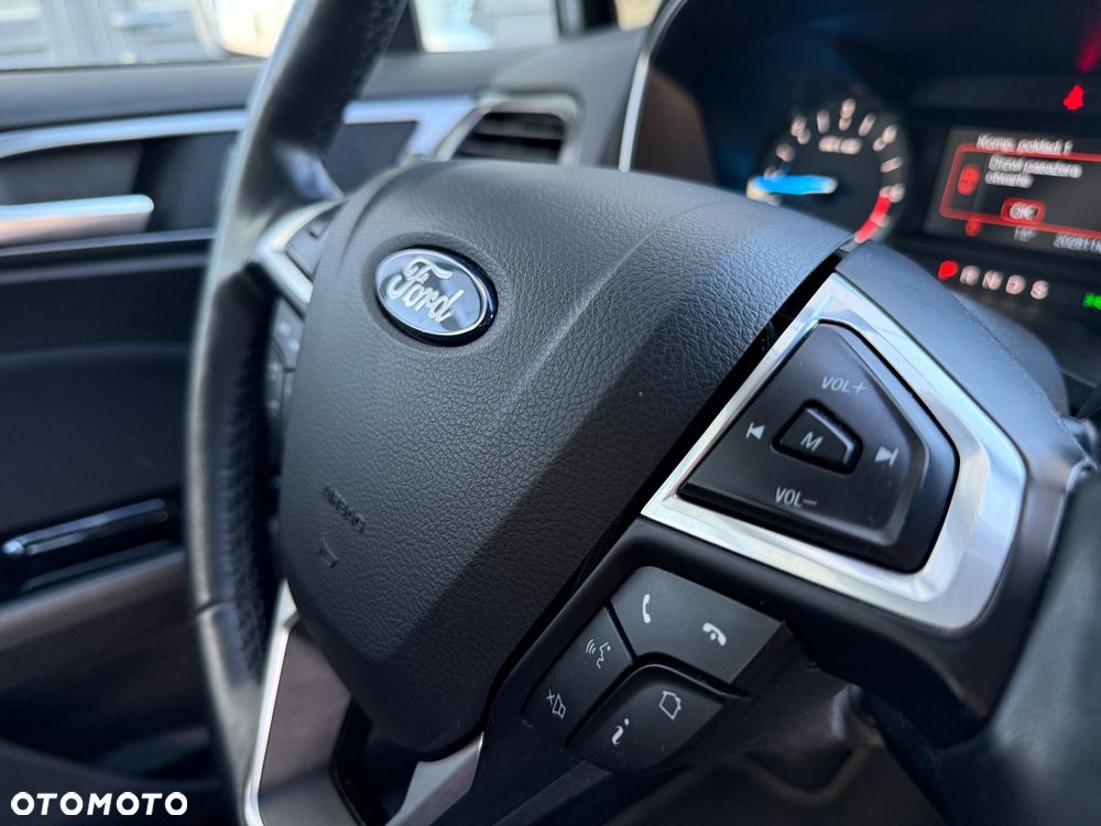 Ford Mondeo 2.0 TDCi Titanium PowerShift - 37