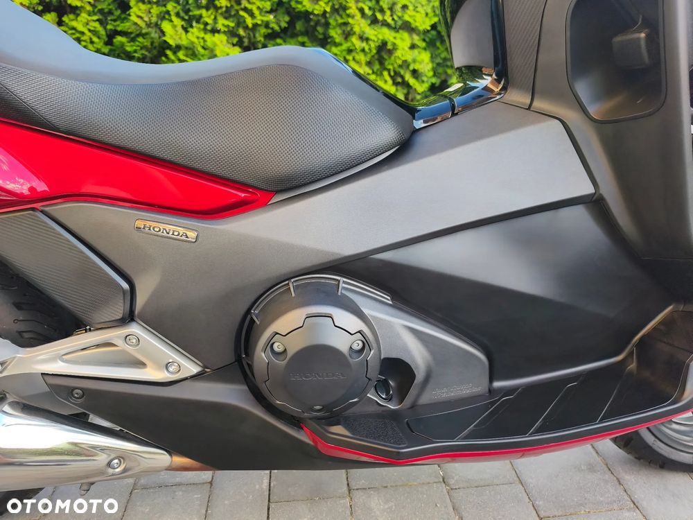 Honda NC - 16