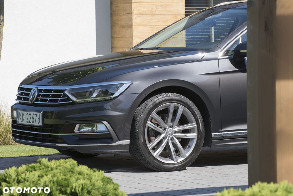 Volkswagen Passat 2.0 TDI BMT Highline DSG7 - 12