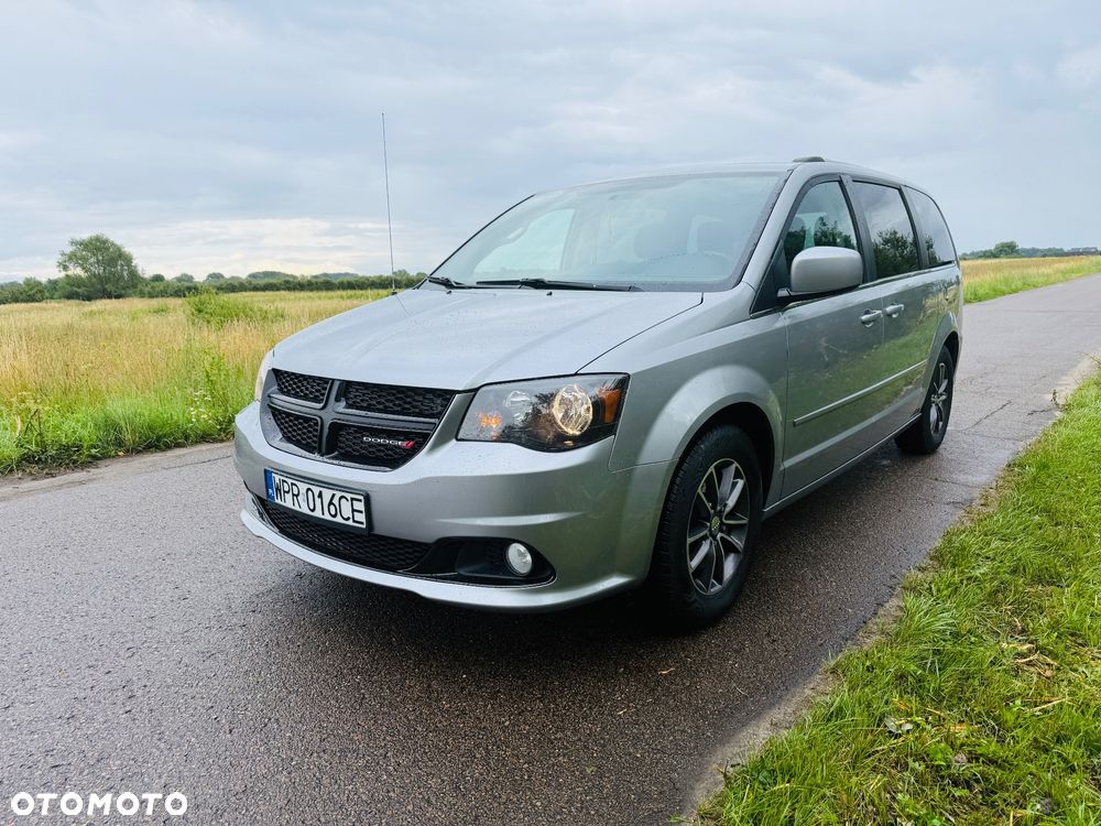 Dodge Grand Caravan 3.6 R/T - 2